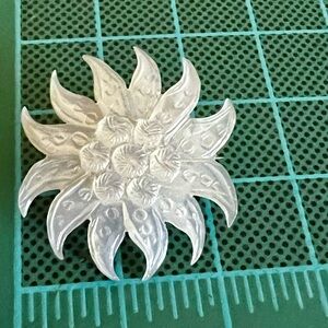 Vintage German Edelweiss Flower Mother Of Pearl Carved C Clasp Pin Brooch